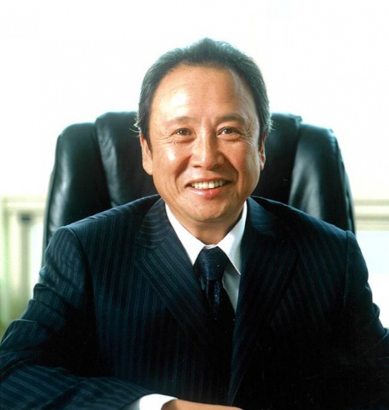 제삼플라스틱-전만기.jpg