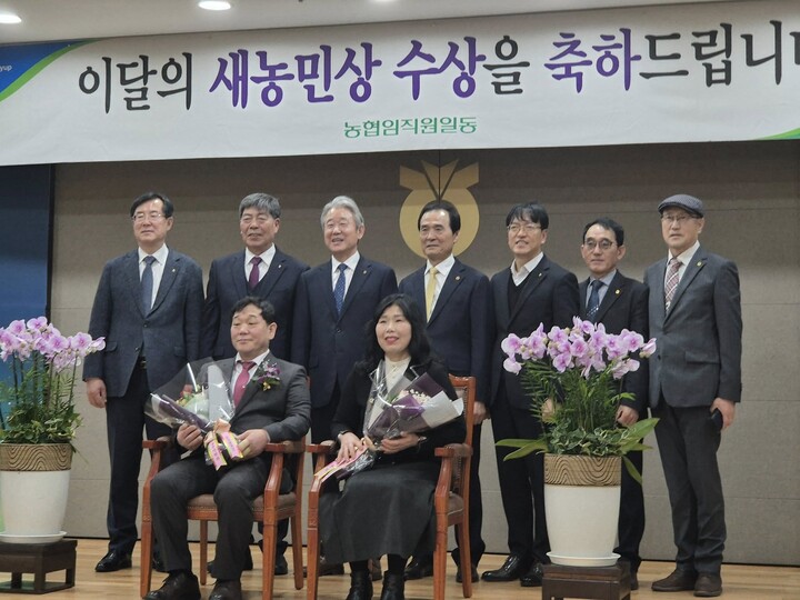 최영림(아래왼쪽).jpg