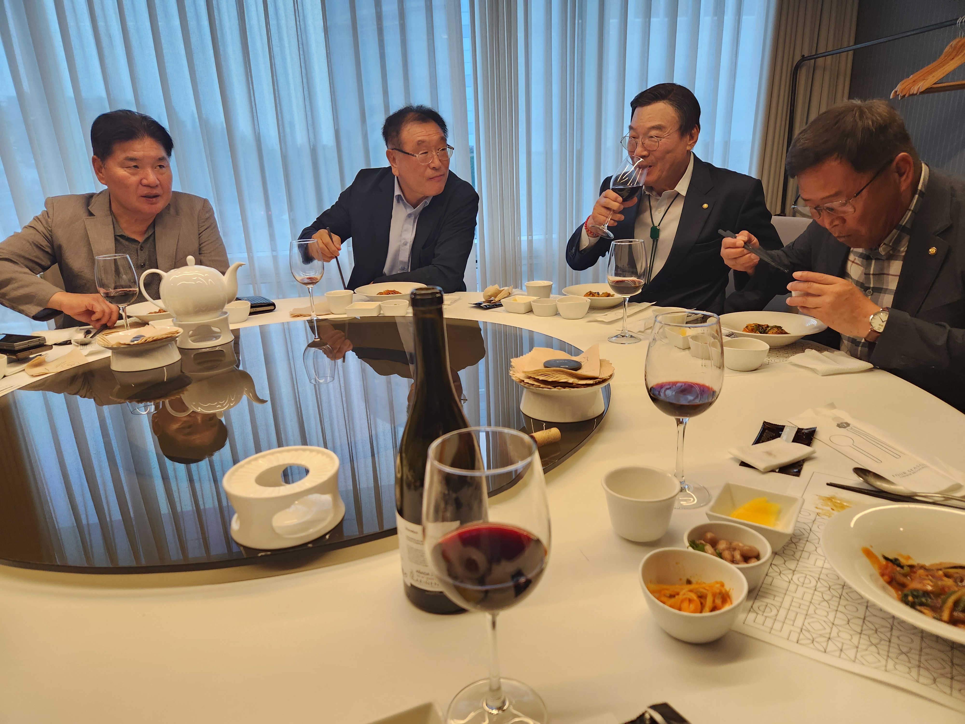 KakaoTalk_20250628_080157421_02 - 복사본.jpg
