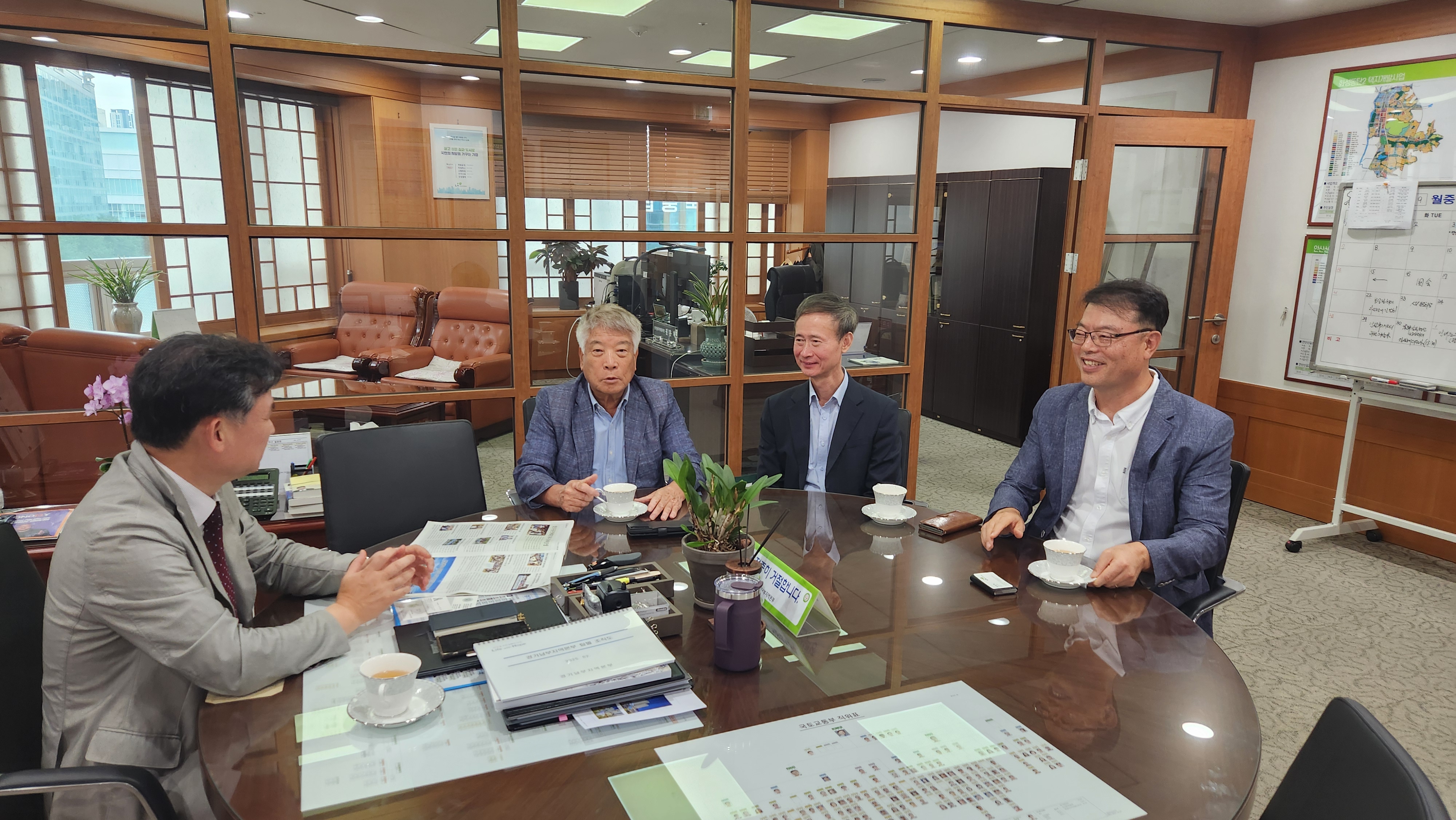 KakaoTalk_20250923_142534123_02.jpg