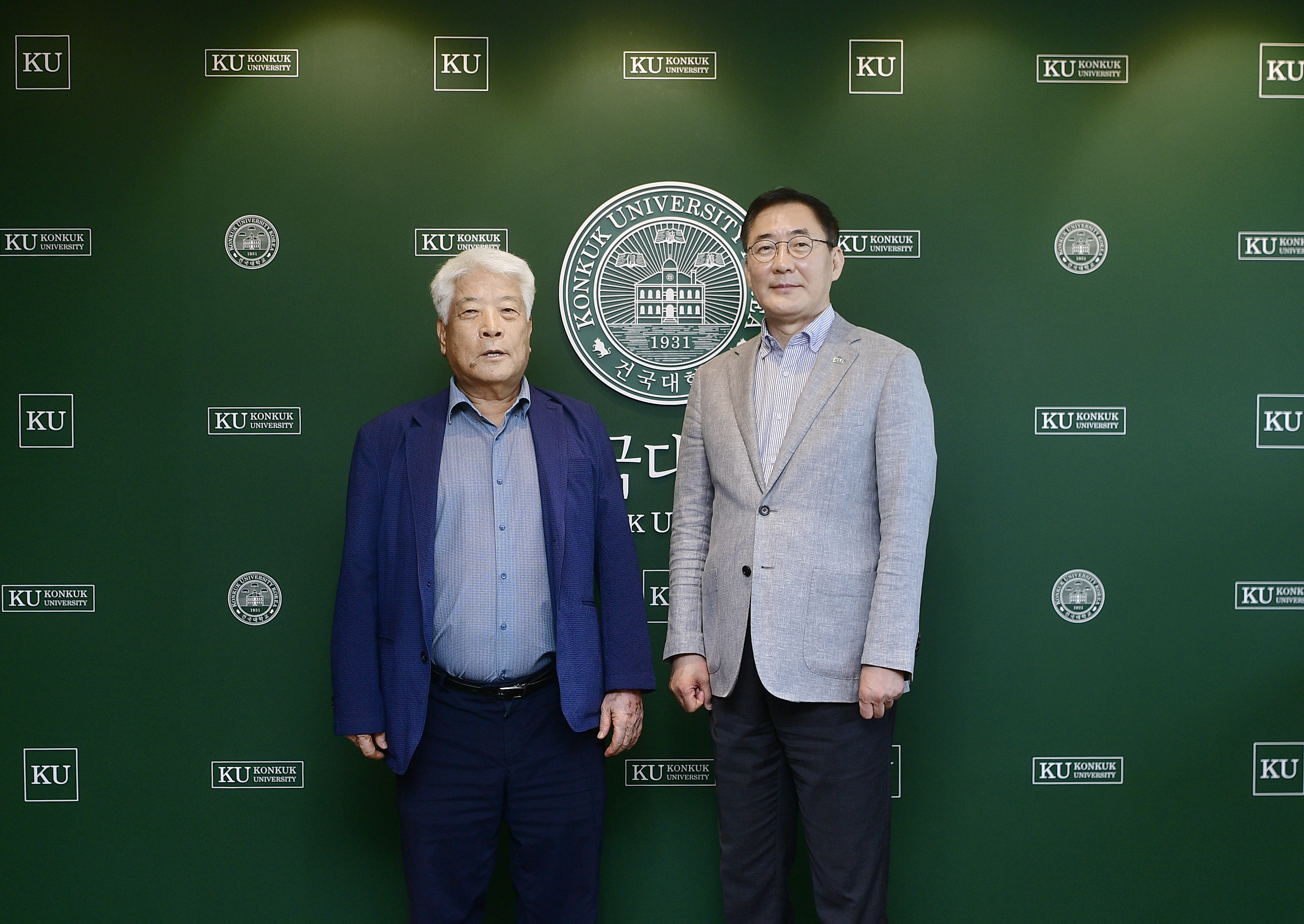 2026. 8. 7. 박상희 총동문회장 + 원종필 총장 대담 1 (1).JPG
